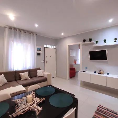 アパート La Casa Dei Gelsomini アラッシオ